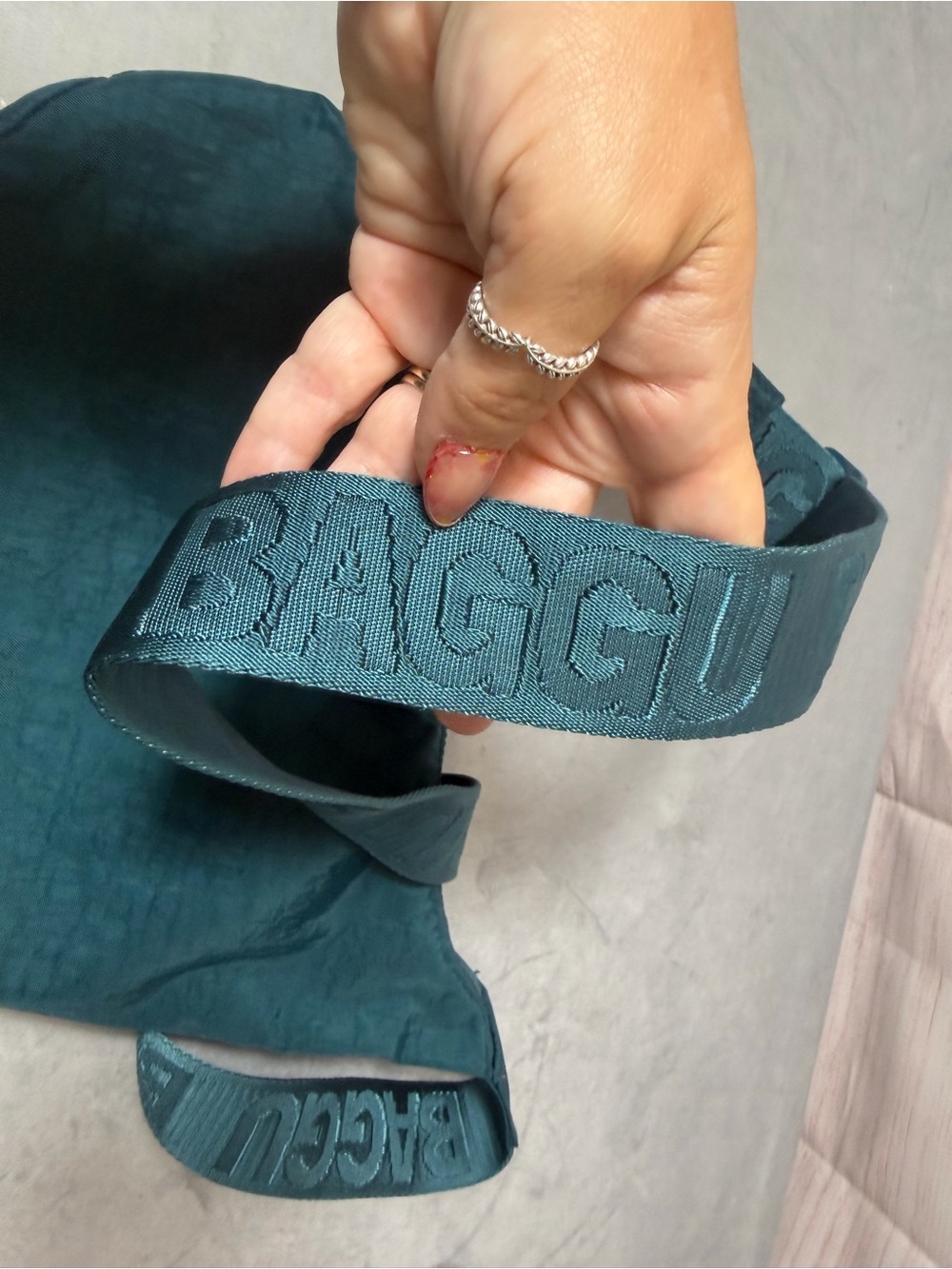 BAGGU Teal Green Nylon Messenger Bag with Logo Strap - Picture 4 of 10